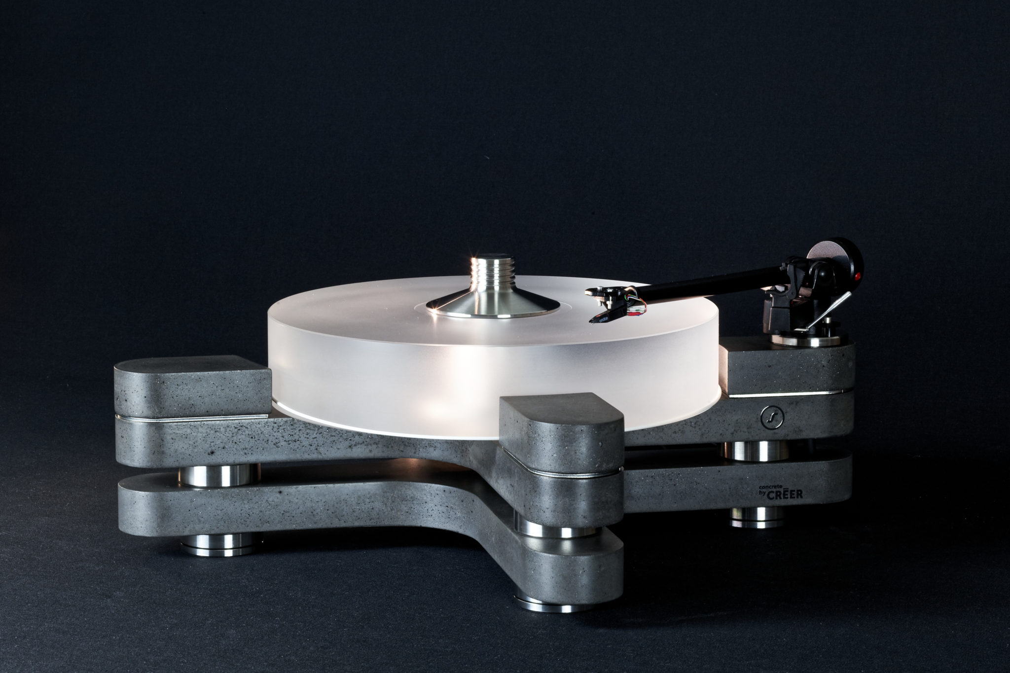 betonovy-gramofon-3