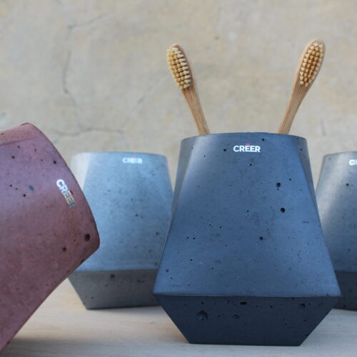 Stojan na kartáčky NO CUBE